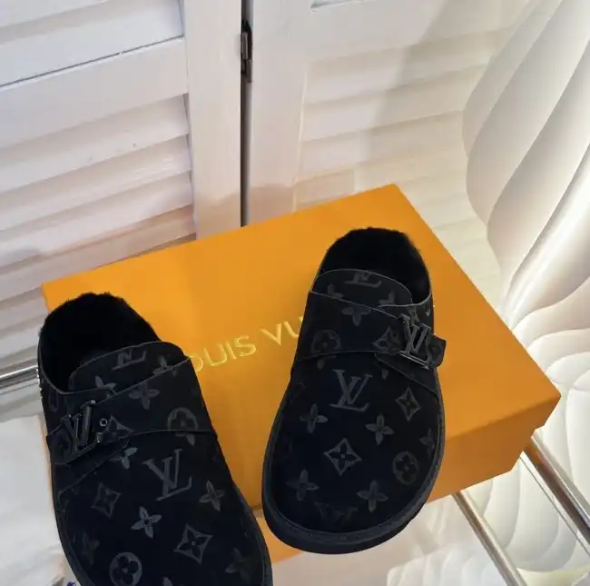 hype LV Slippers