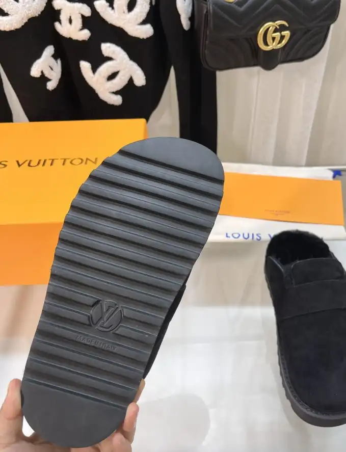 hype LV Slippers