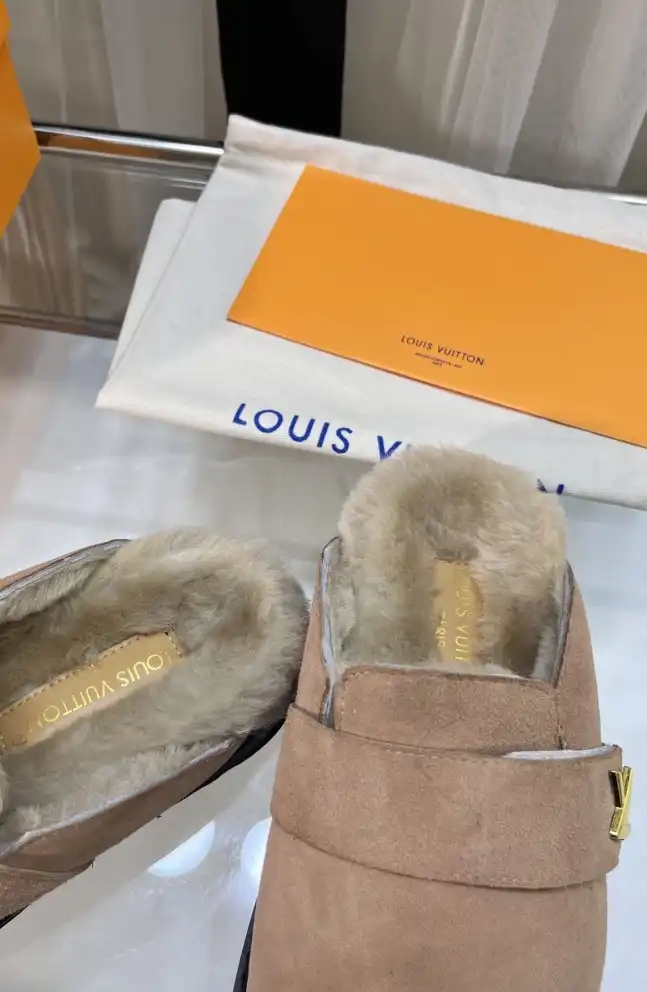 hype LV Slippers