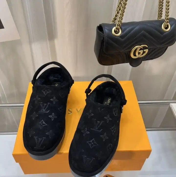 hype LV Slippers