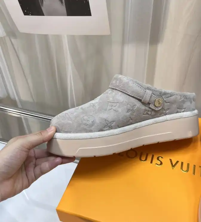 hype LV Slippers