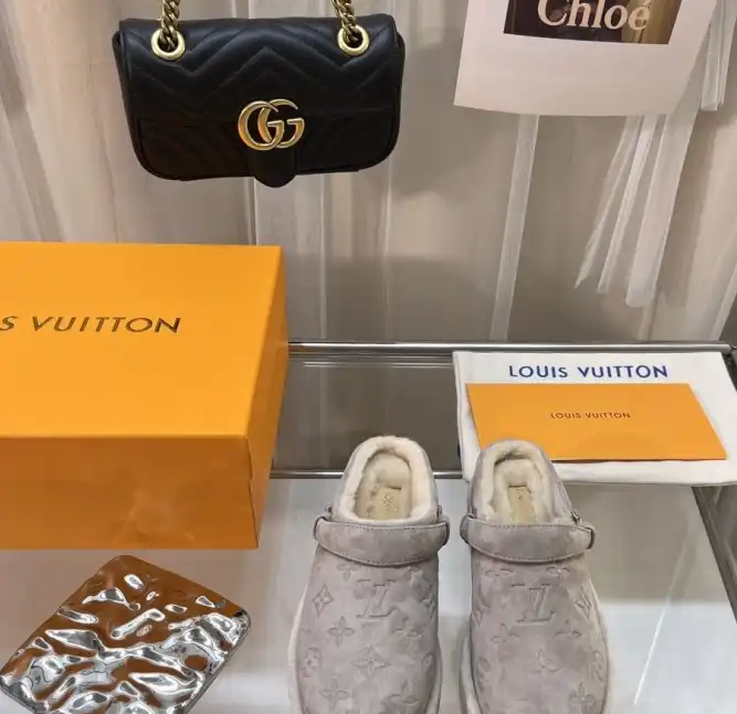 hype LV Slippers