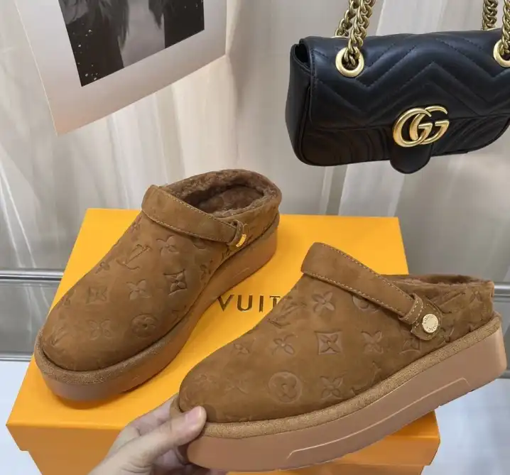 hype LV Slippers