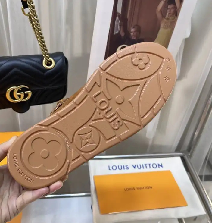 hype LV Slippers