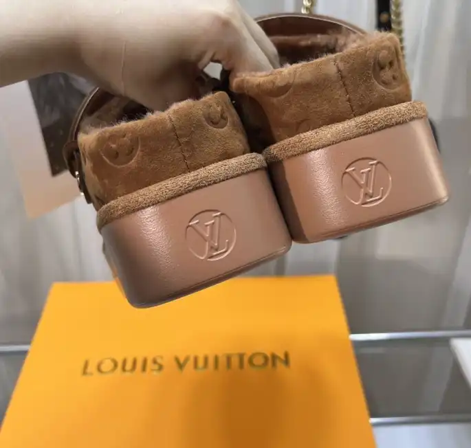 hype LV Slippers