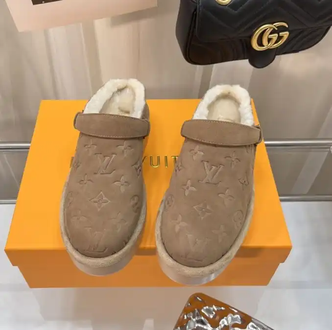 hype LV Slippers