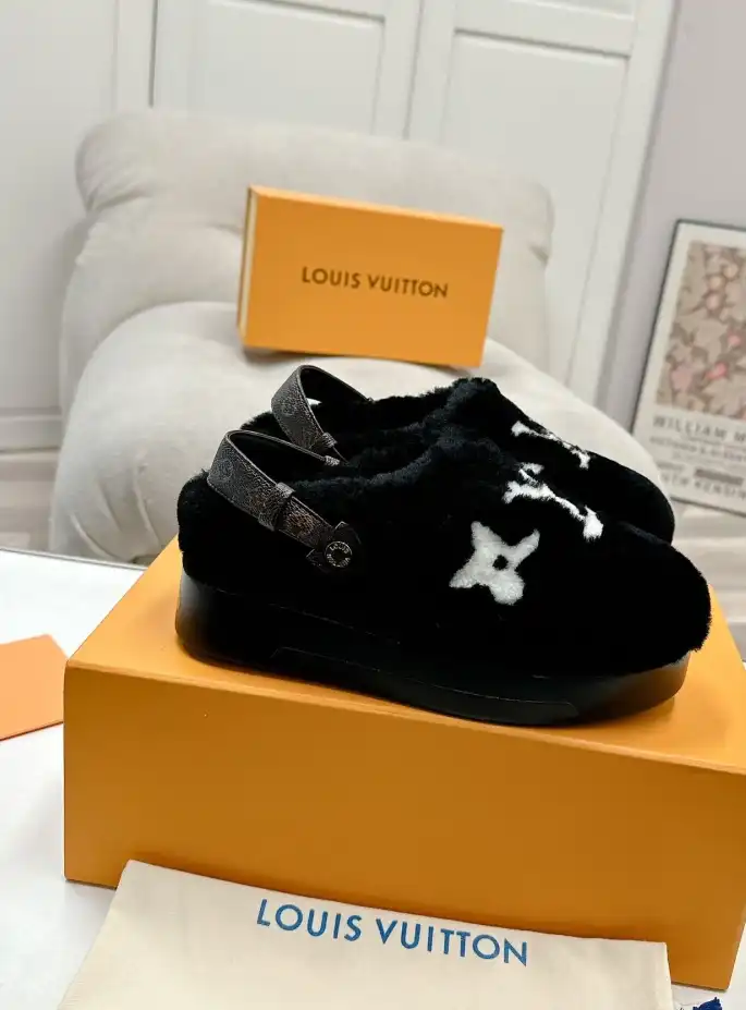 hype LV Slippers