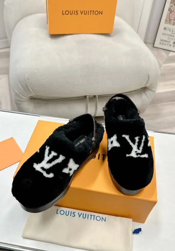 hype LV Slippers