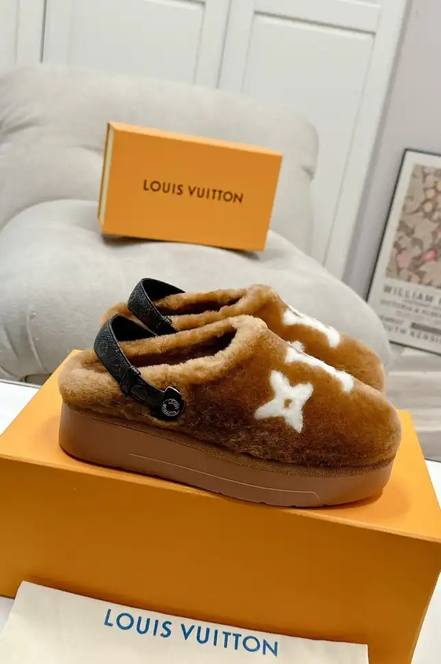 hype LV Slippers