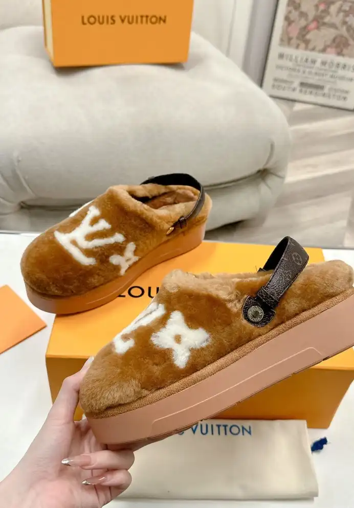 hype LV Slippers