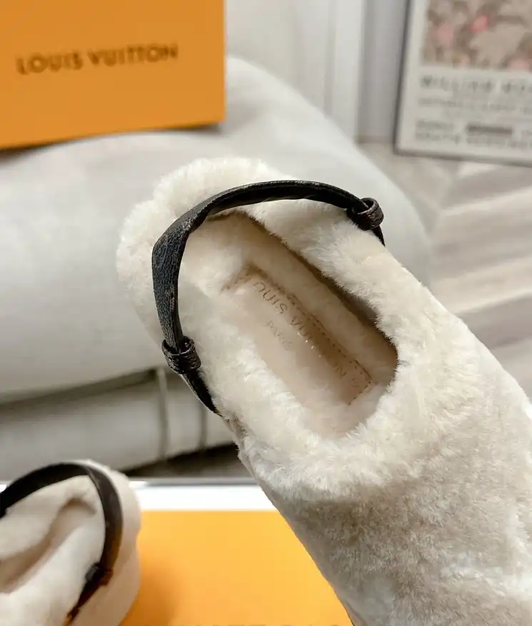 hype LV Slippers