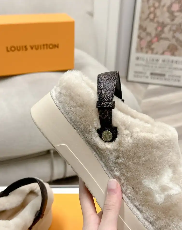 hype LV Slippers