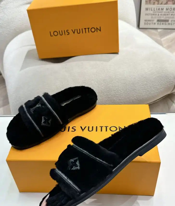 hype LV Slippers