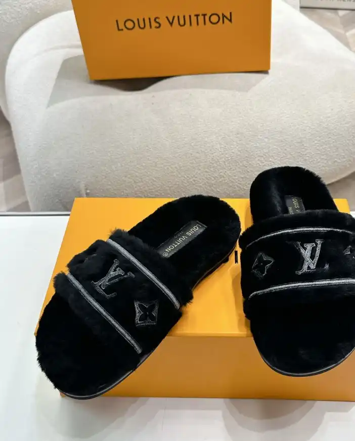 hype LV Slippers