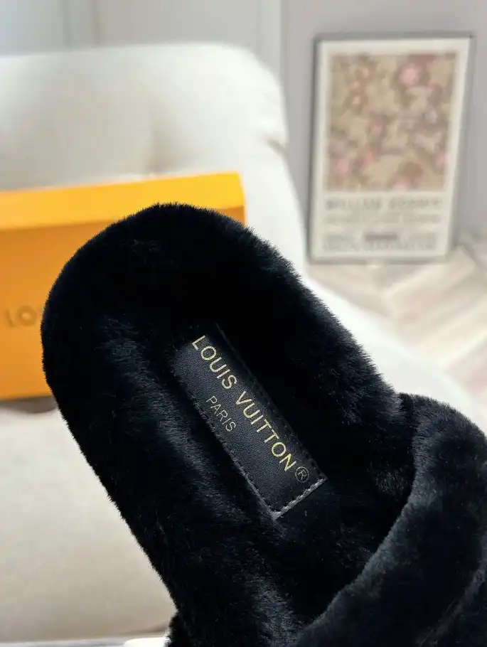 hype LV Slippers