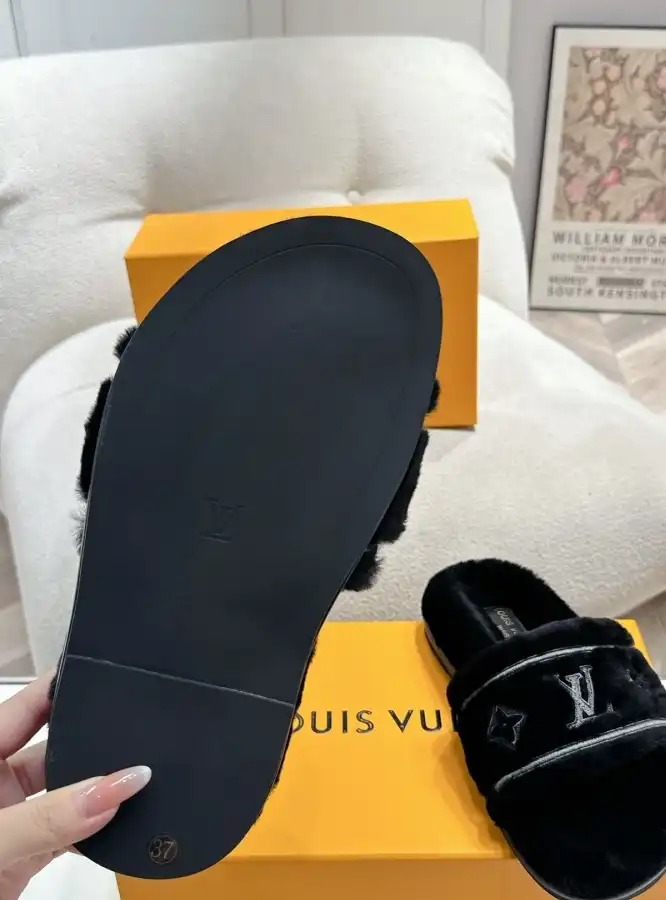 hype LV Slippers