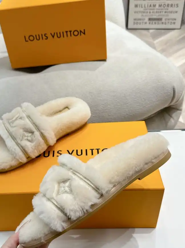 hype LV Slippers