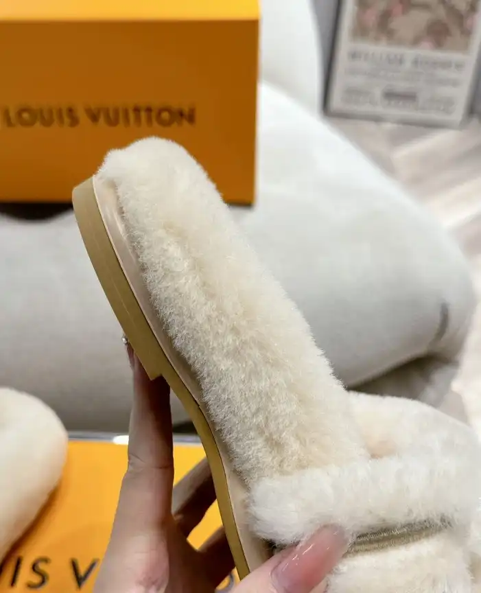 hype LV Slippers