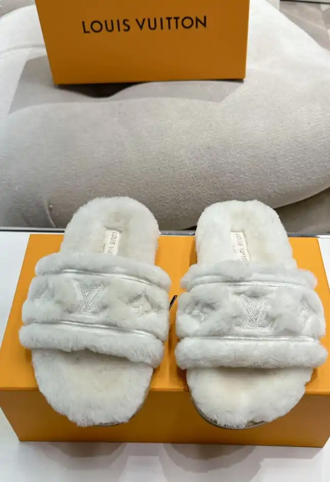 hype LV Slippers