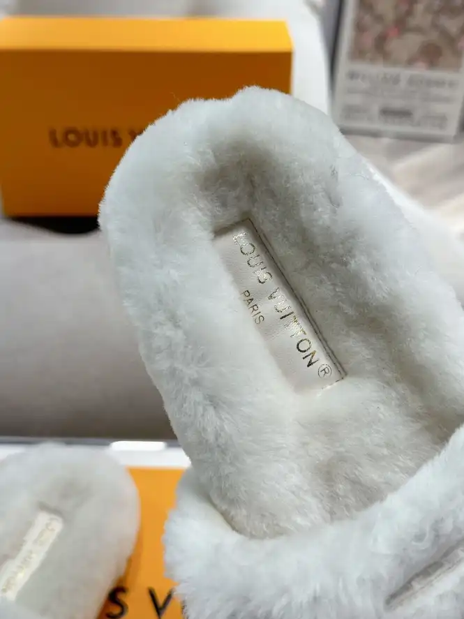 hype LV Slippers