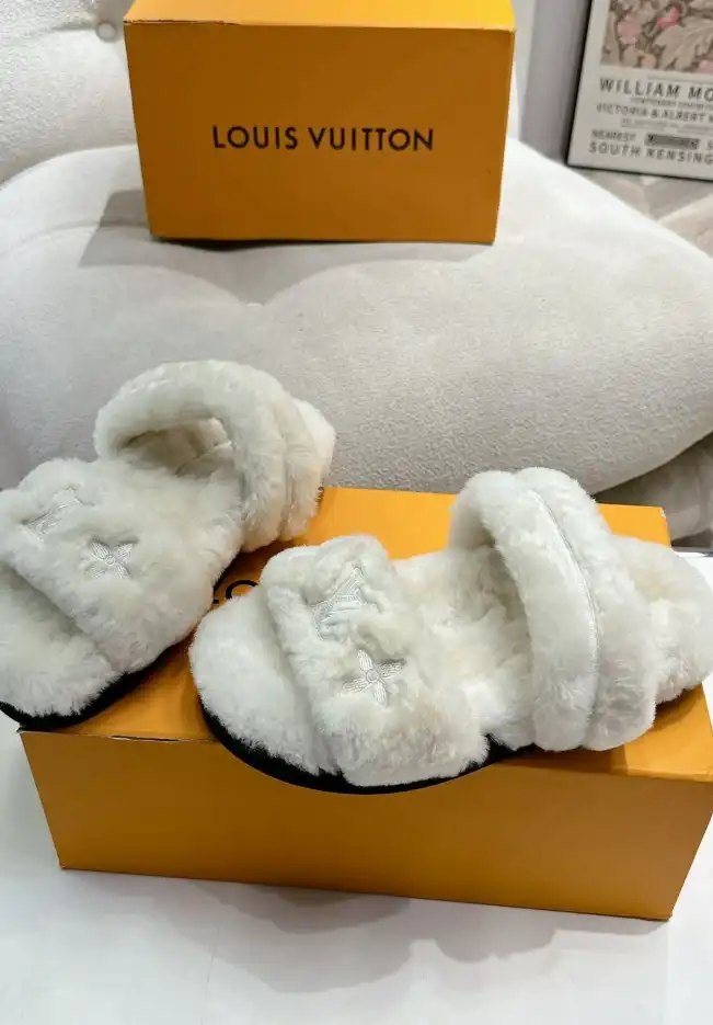 hype LV Slippers