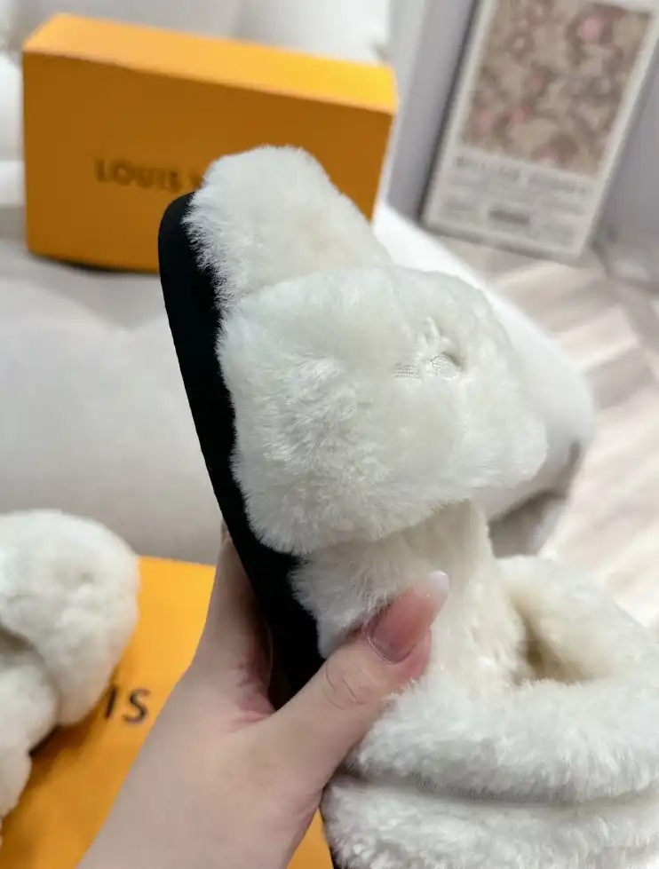 hype LV Slippers