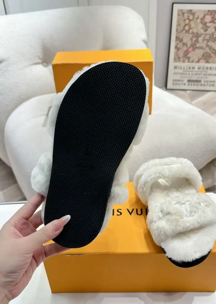 hype LV Slippers