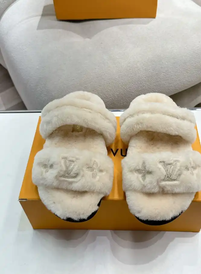 hype LV Slippers