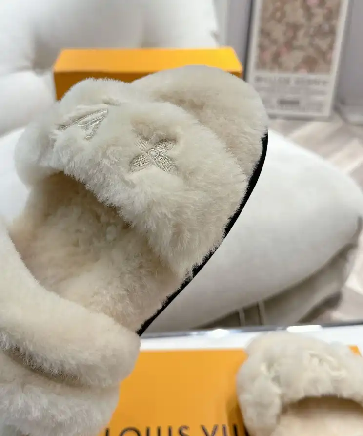 hype LV Slippers