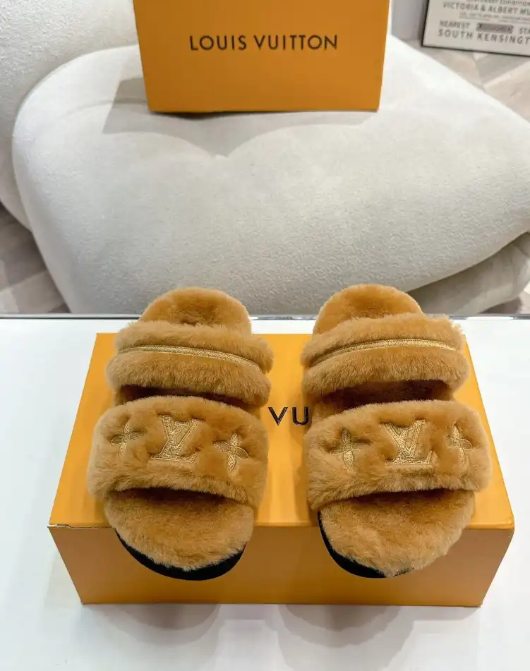 hype LV Slippers