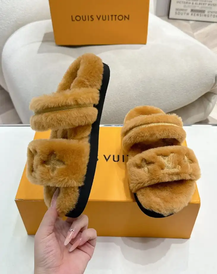 hype LV Slippers