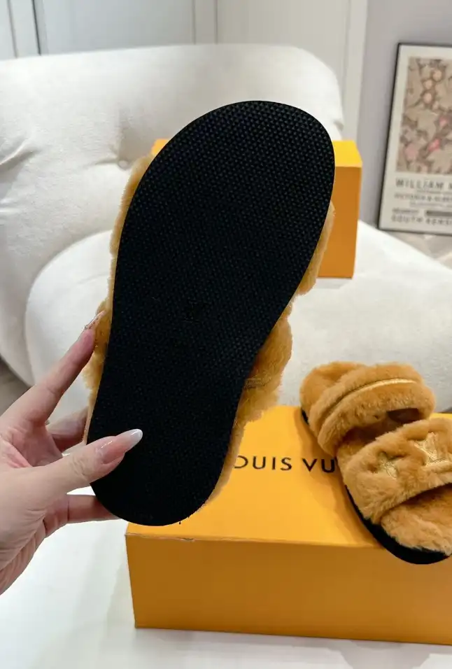 hype LV Slippers