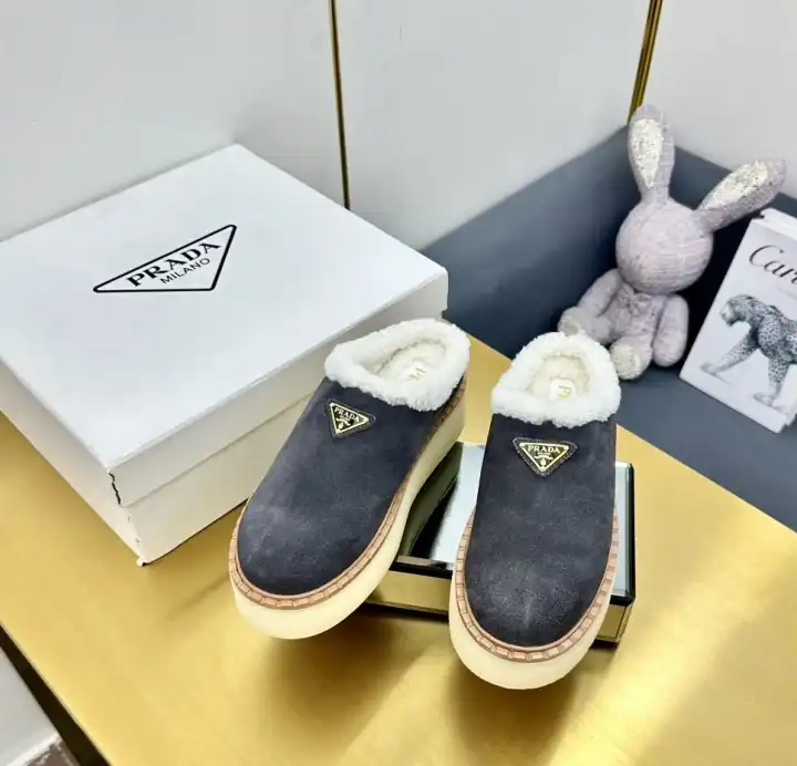 hype Prada Slippers