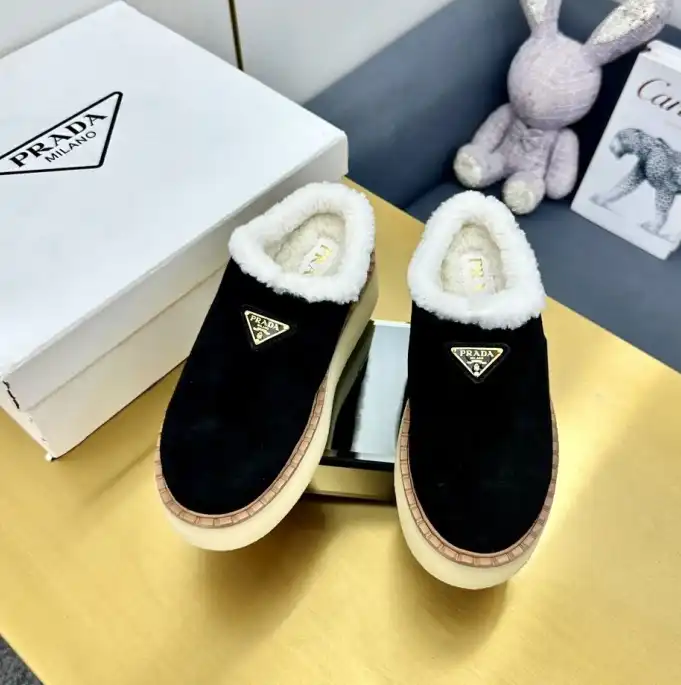 hype Prada Slippers