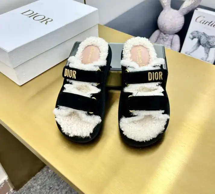 hype Christian Dior Sandals