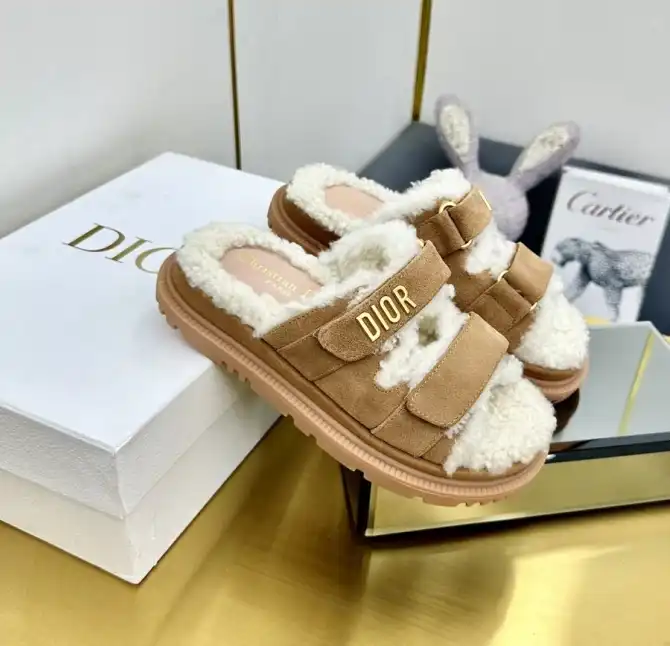 hype Christian Dior Sandals