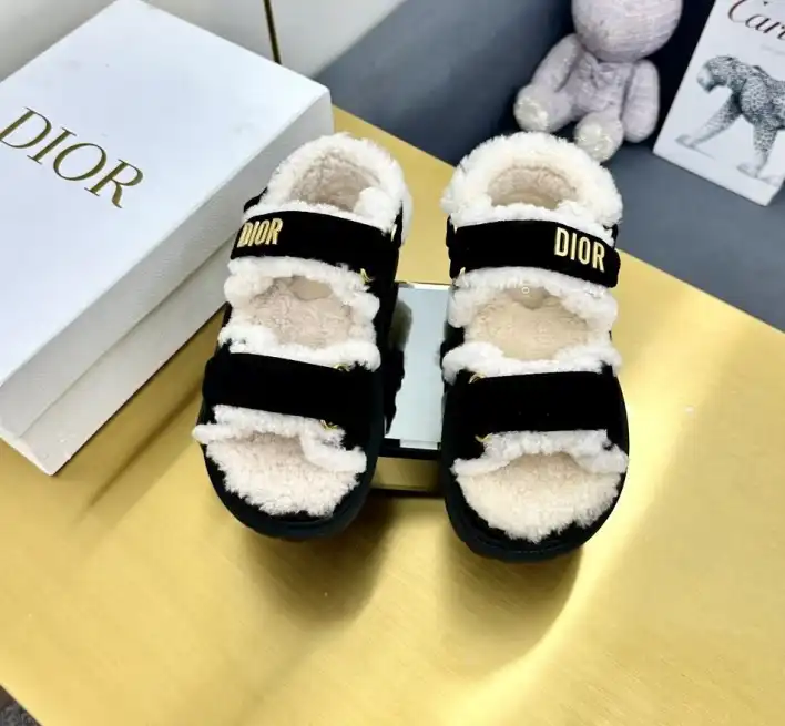 hype Christian Dior Sandals