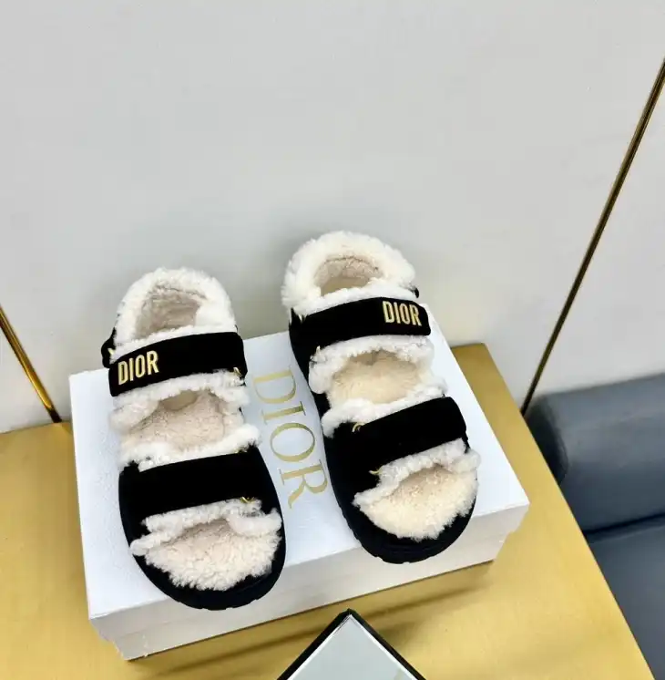 hype Christian Dior Sandals