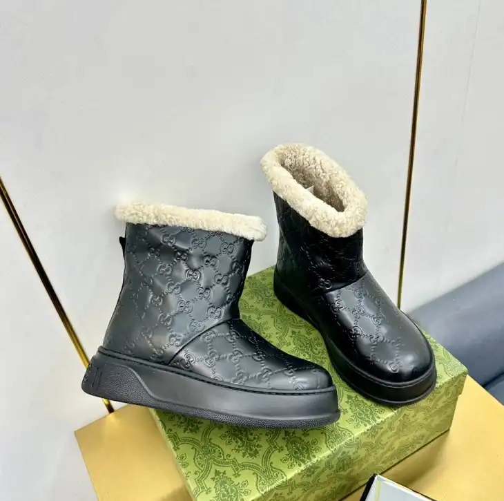 hype Gucci Boots