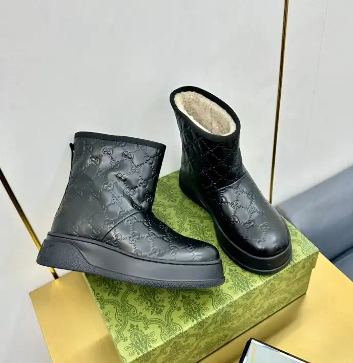 hype Gucci Boots