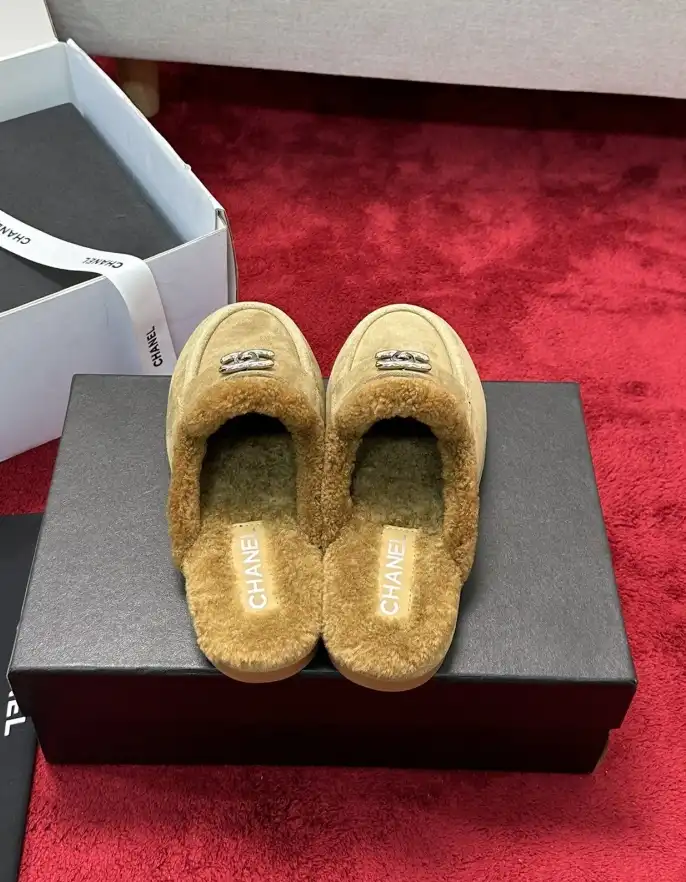 hype Chanel Slippers