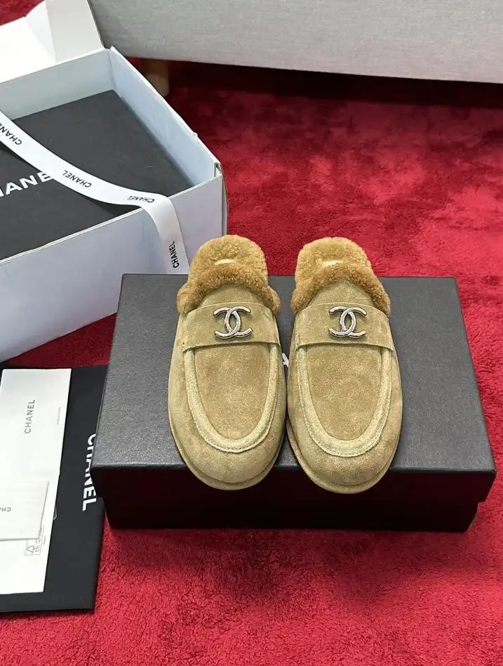 hype Chanel Slippers