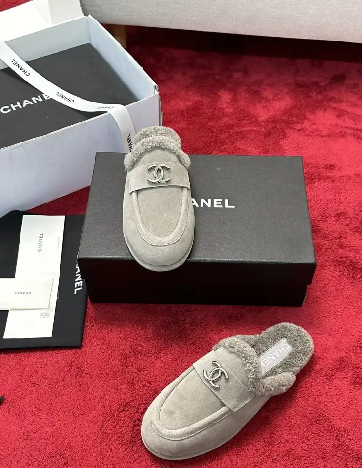 hype Chanel Slippers