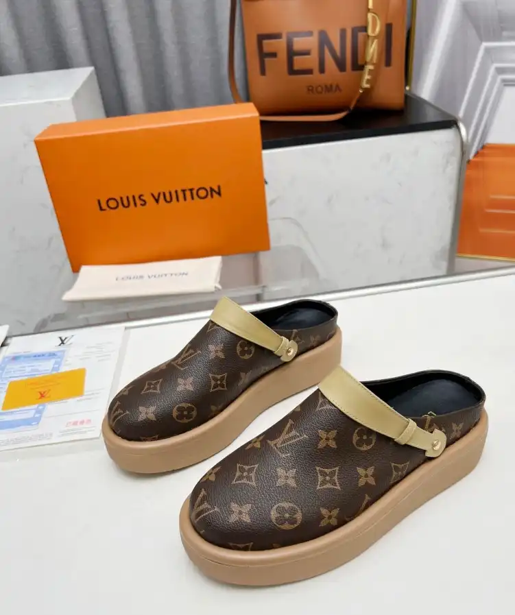 hype LV Slippers