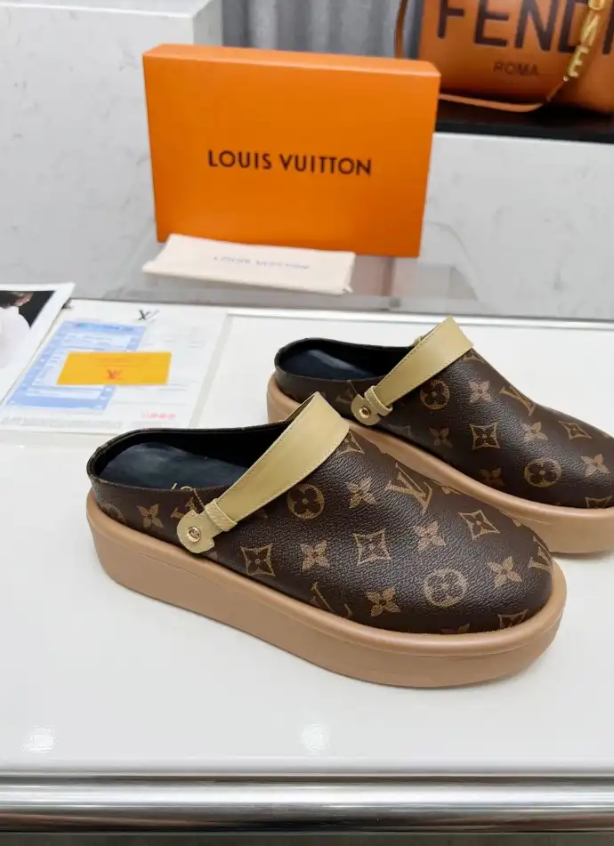 hype LV Slippers