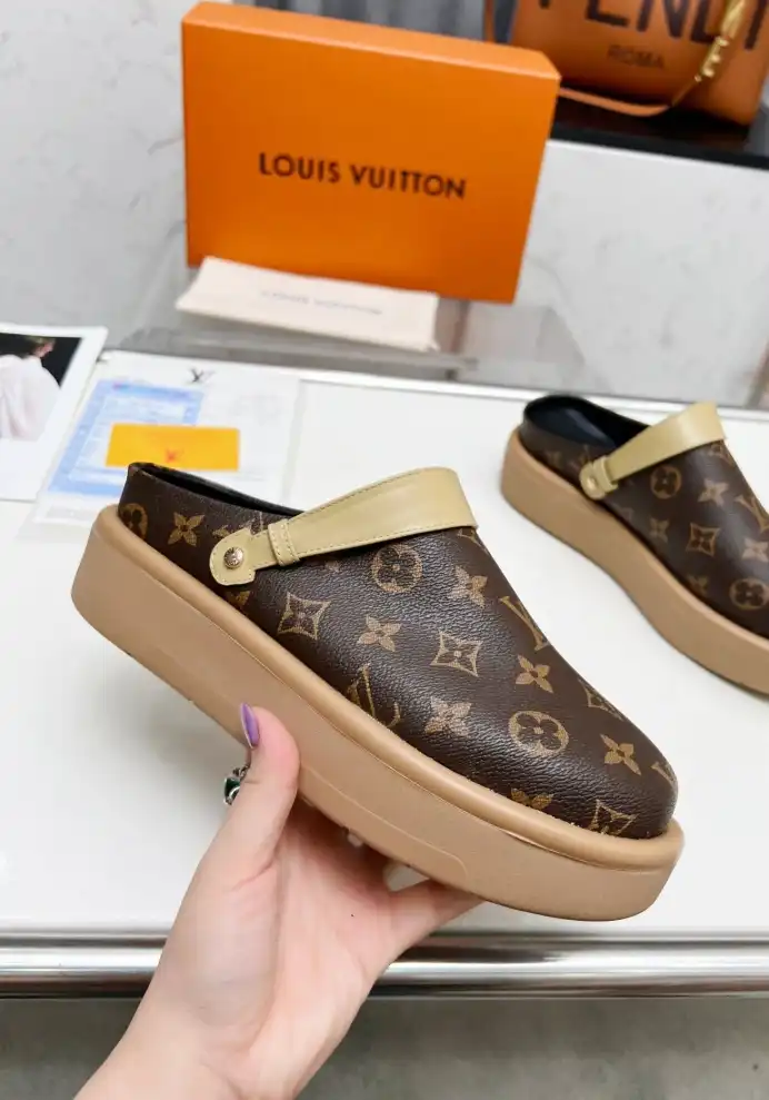 hype LV Slippers