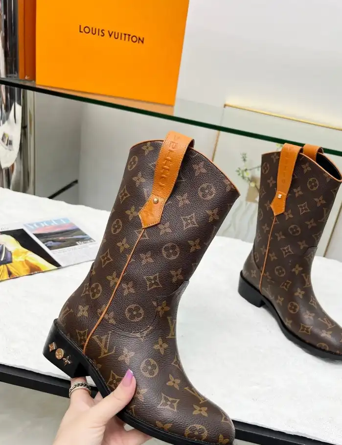 hype LV Boots