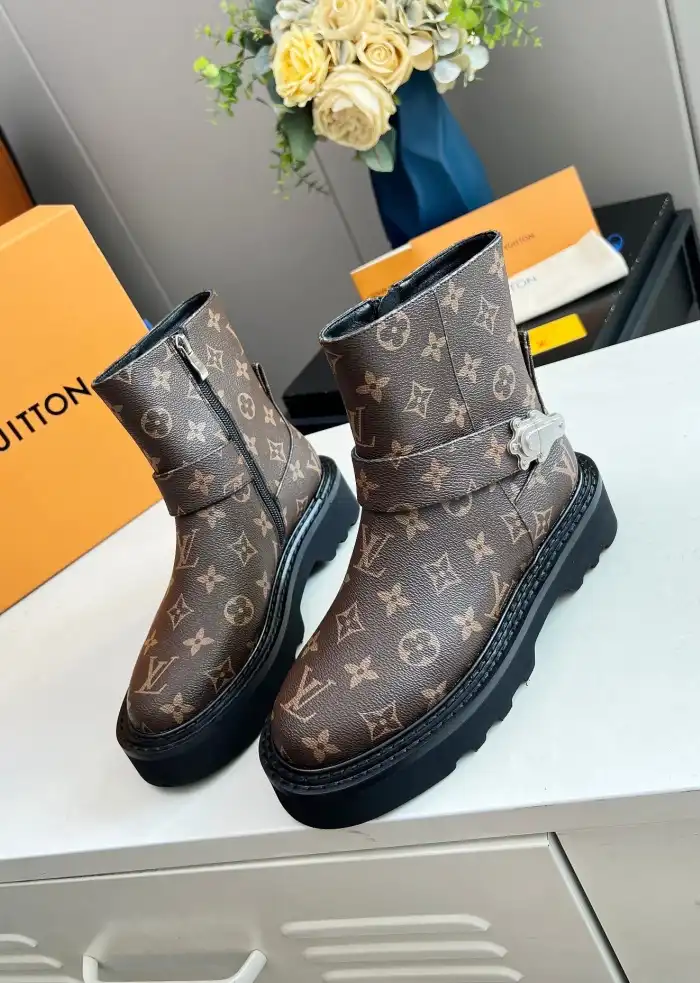 hype LV Boots