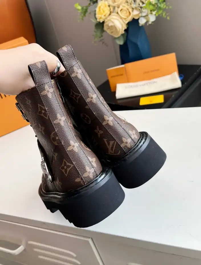 hype LV Boots