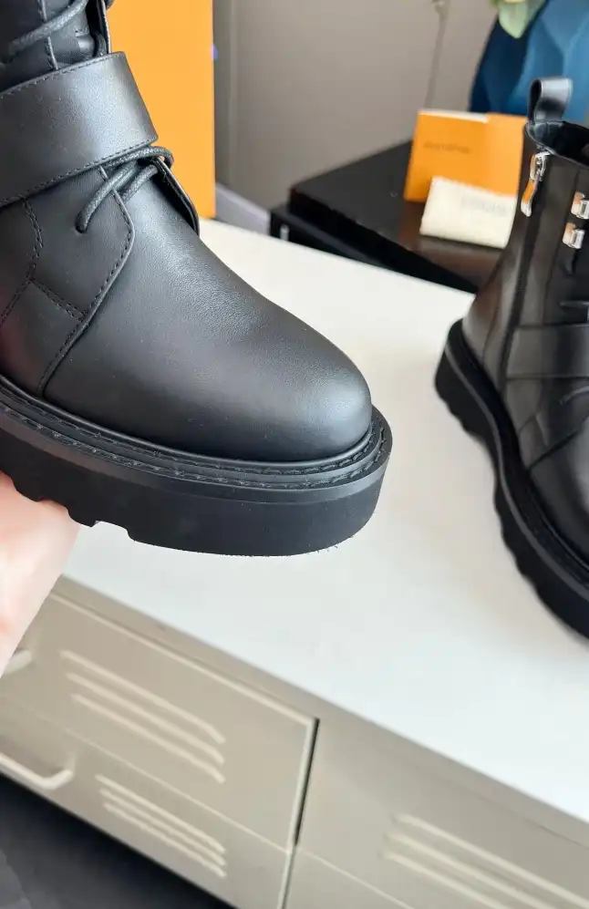 hype LV Boots